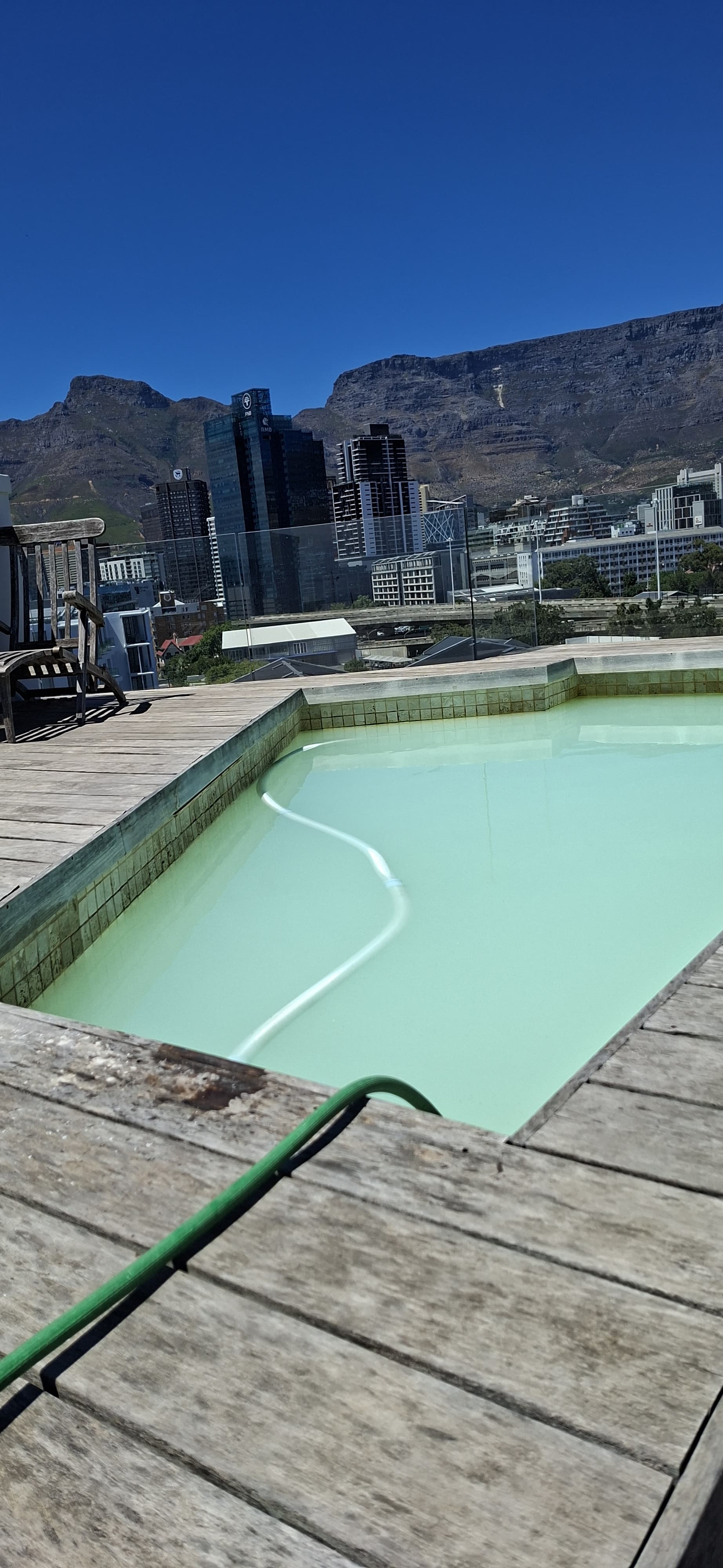 Weekly maintenance result - Cape Town CBD Apartment